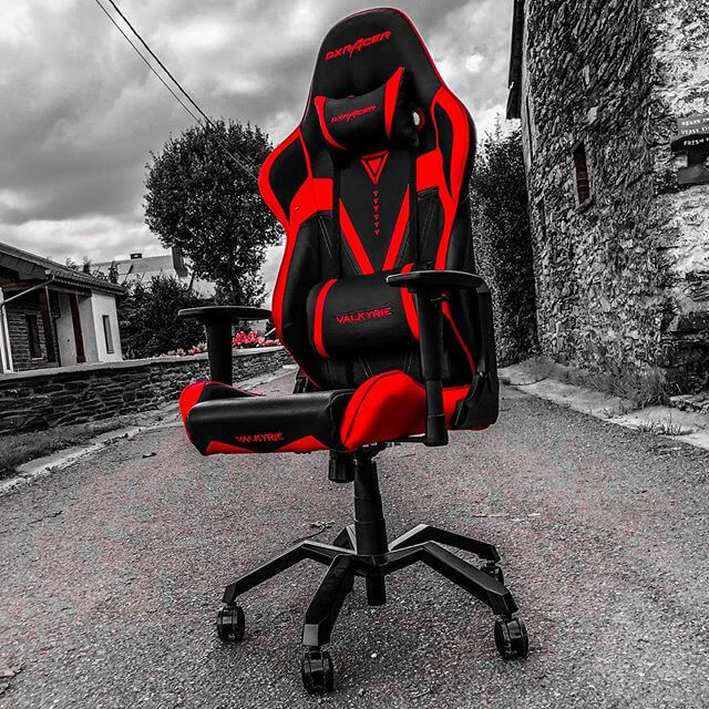 DXRacer Valkyrie gaming chair