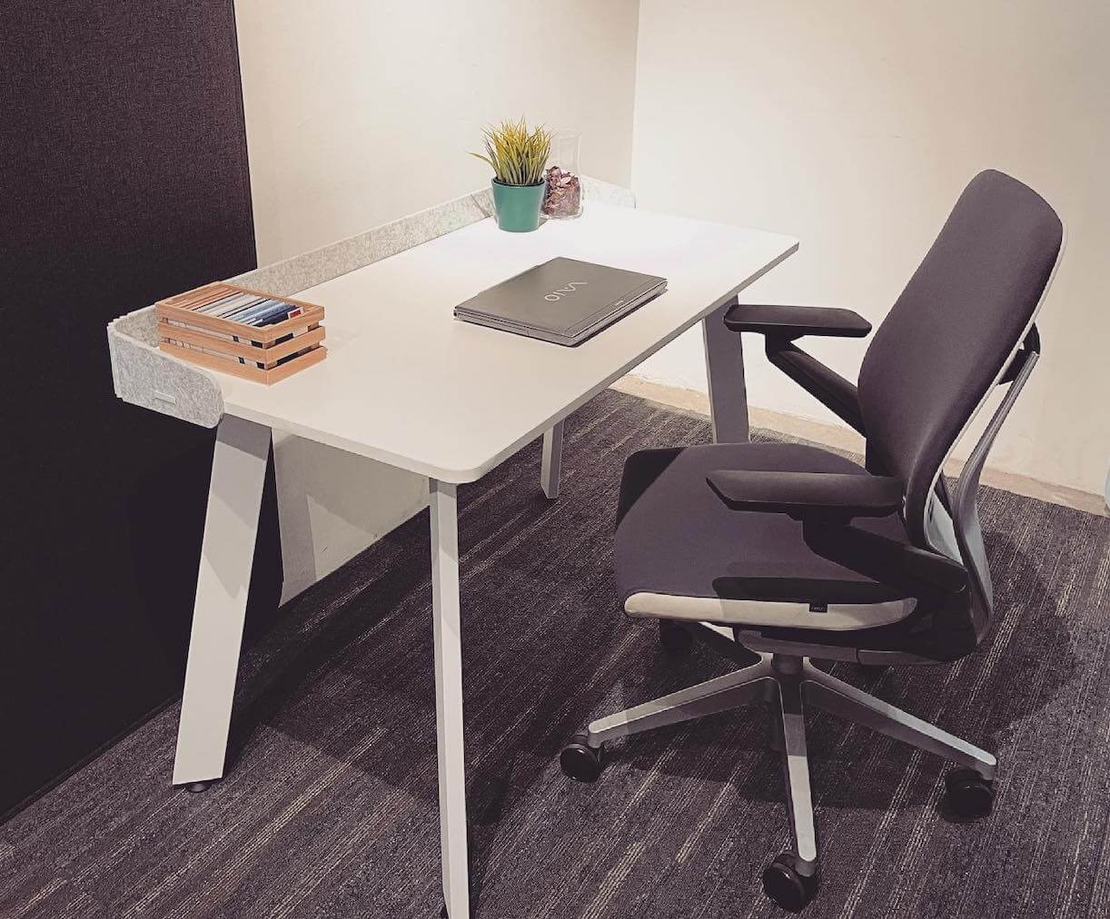 Steelcase Gesture chair setup