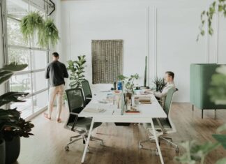 Haworth Fern vs Zody Office Chair showdown – What makes the 200+ difference worth it? Haworth Fern vs Zody chair review