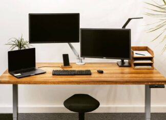 Best monitor arm in the UK? Here is the top 5 we lab tested best monitor arm uk