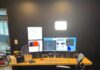 ApexDesk vs Uplift – Which Mid Range Standing Desk Offers a Better Solutions? upliftdesk vs apexdesk