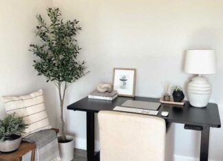 Furmax standing desk review – is a Spliced Tabletop Decent Enough for Work? Furmax standing desk