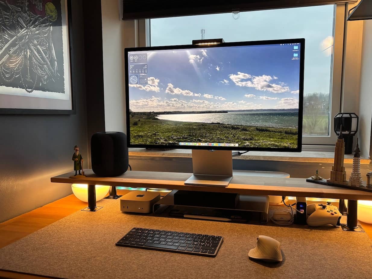 monitor for mac mini m4